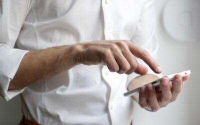 What is a Softphone and How Can It Transform Your Veterinary Clinic?